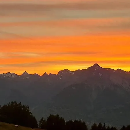 La Vie Est Belle - Magical Escape - Swiss Alps Veysonnaz